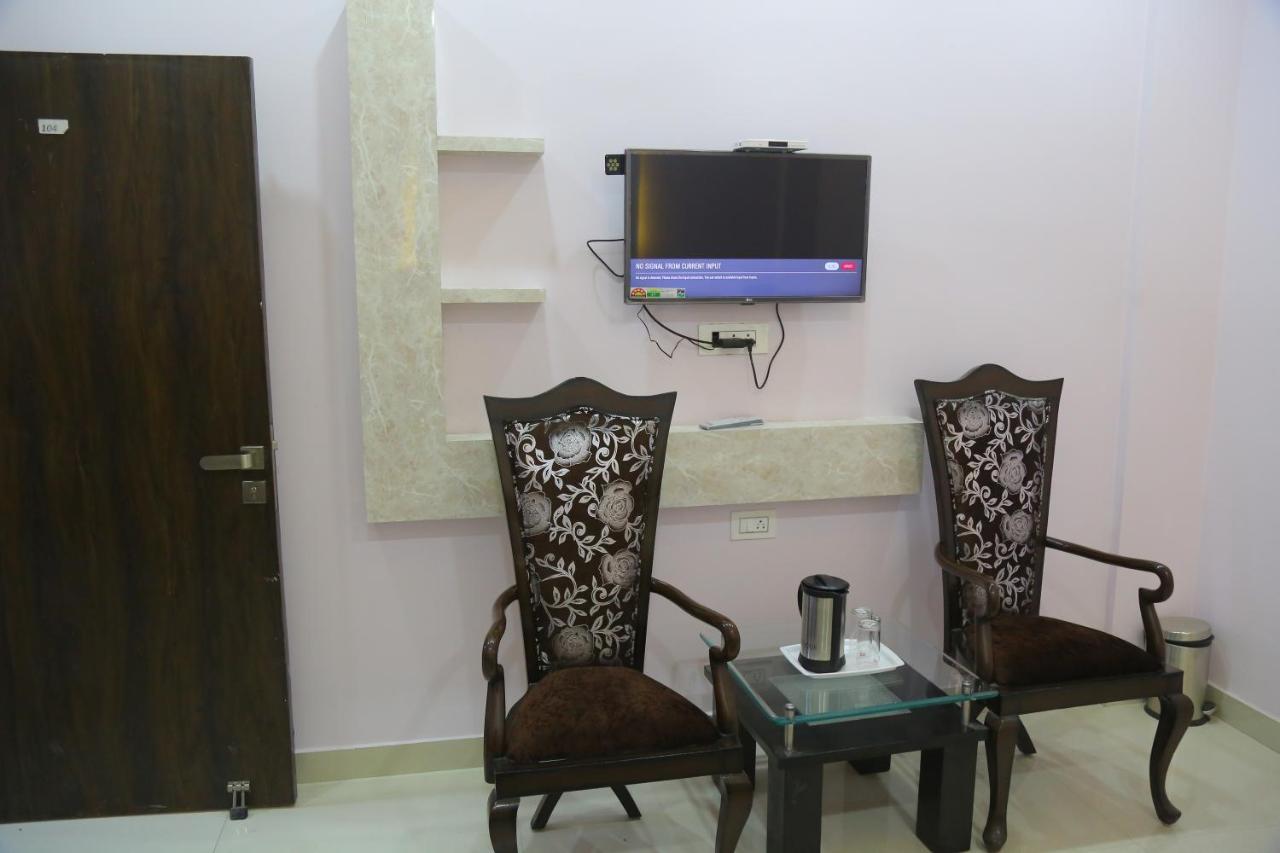 אמריצר Hotel Golden Dreams מראה חיצוני תמונה