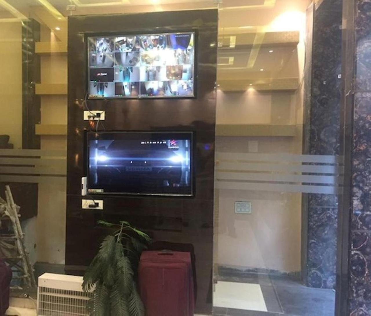 אמריצר Hotel Golden Dreams מראה חיצוני תמונה