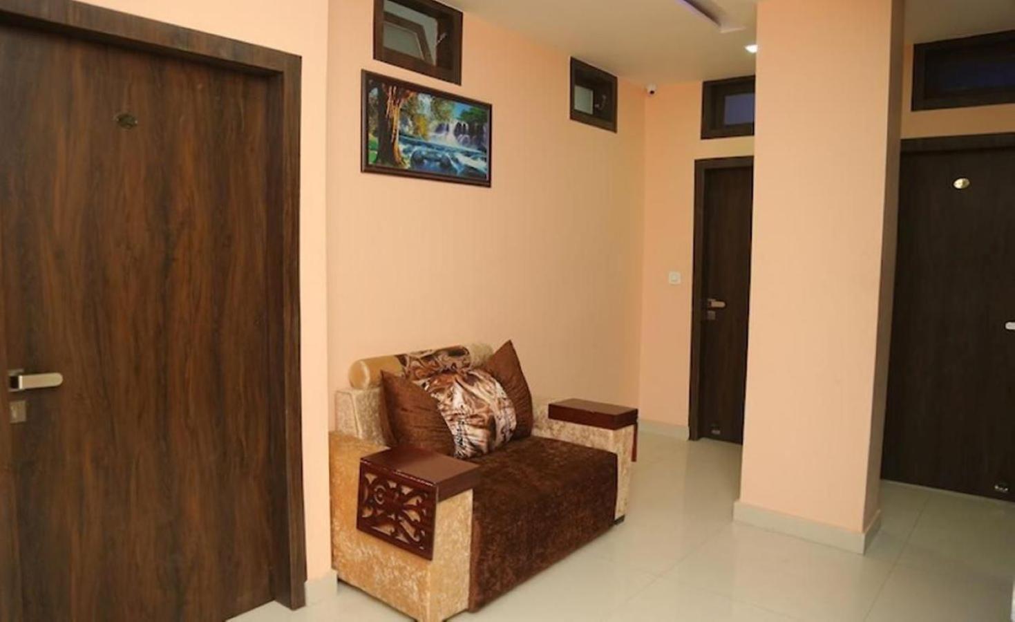 אמריצר Hotel Golden Dreams מראה חיצוני תמונה