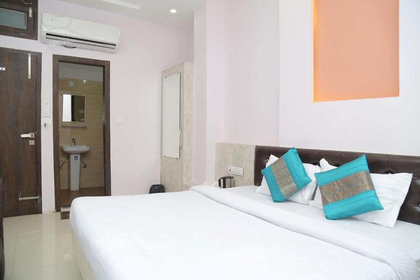 אמריצר Hotel Golden Dreams מראה חיצוני תמונה