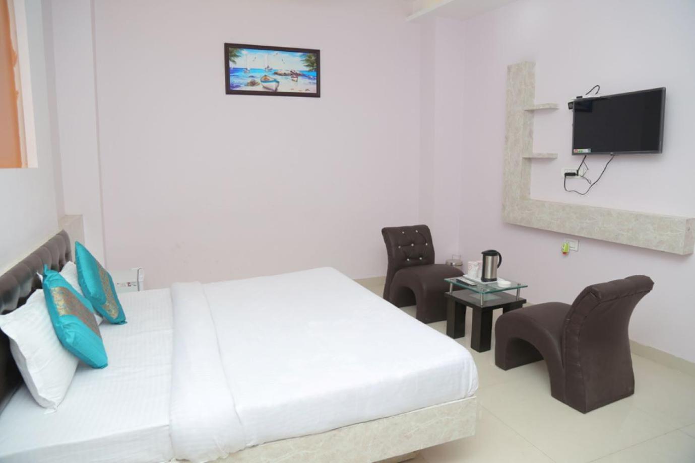 אמריצר Hotel Golden Dreams מראה חיצוני תמונה