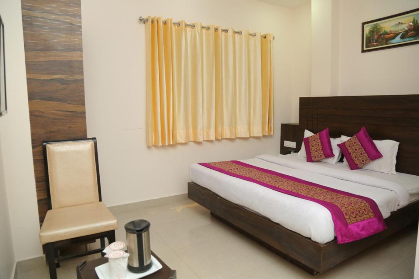 אמריצר Hotel Golden Dreams מראה חיצוני תמונה