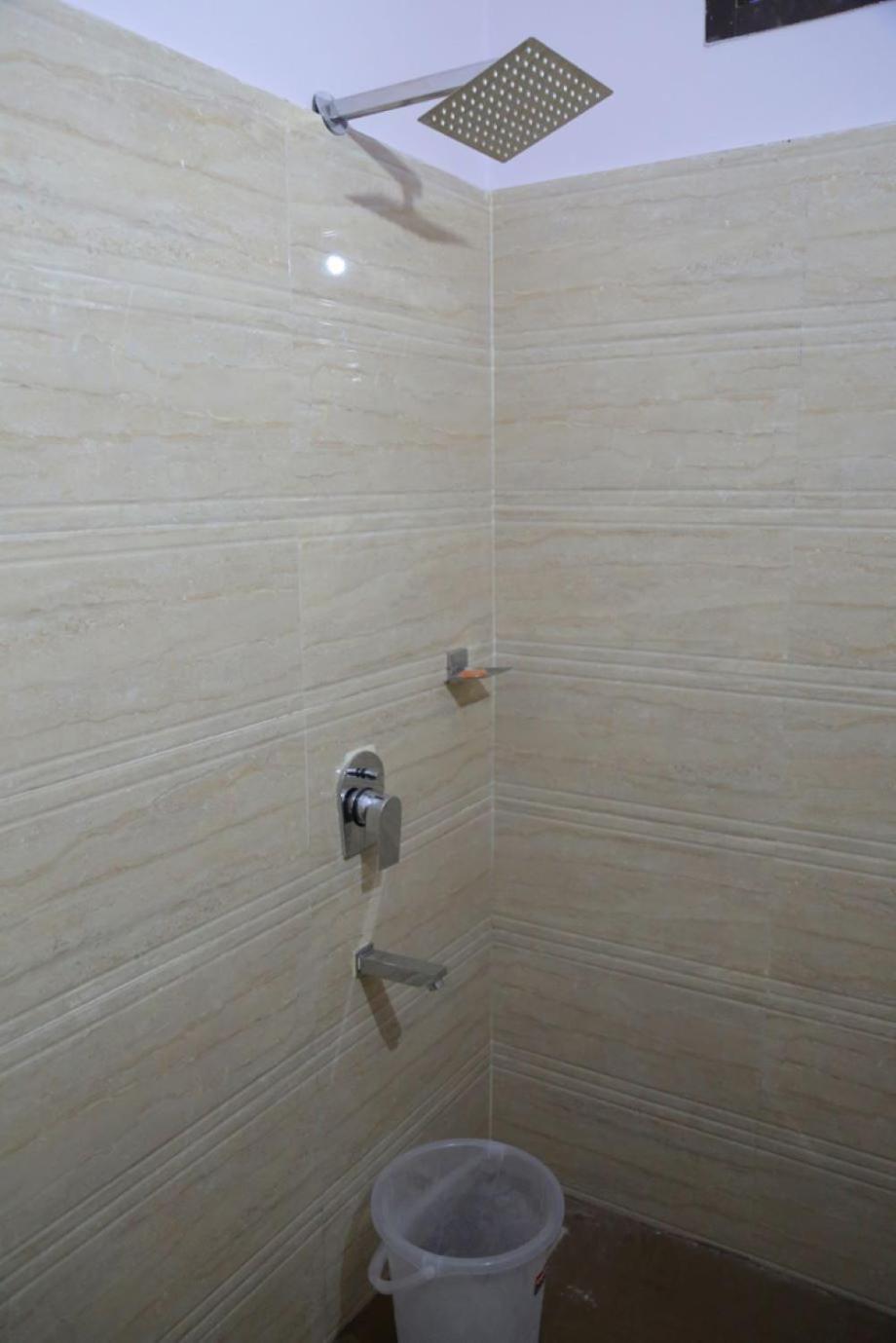 אמריצר Hotel Golden Dreams מראה חיצוני תמונה