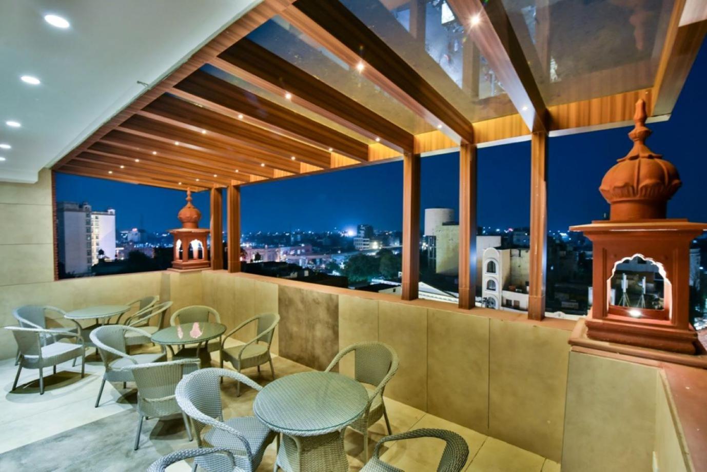 אמריצר Hotel Golden Dreams מראה חיצוני תמונה